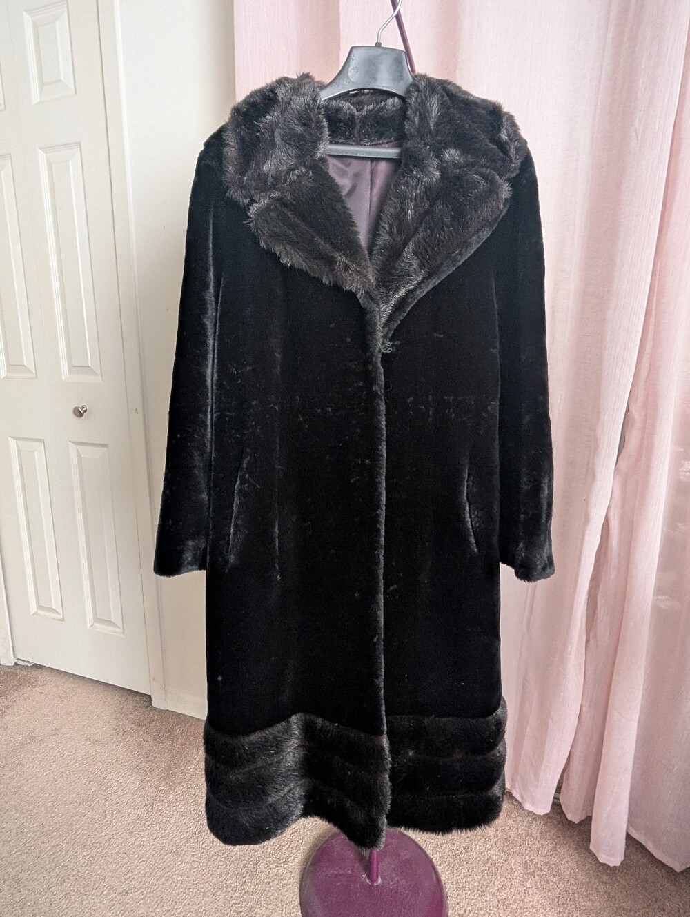 1970's Vintage Faux Fur Coat S/M 🧥